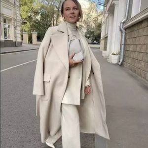 Giuliva Heritage x H&M Italian Wool-Blend Coat SOLD OUT!! BLOGGERS FAVORITE